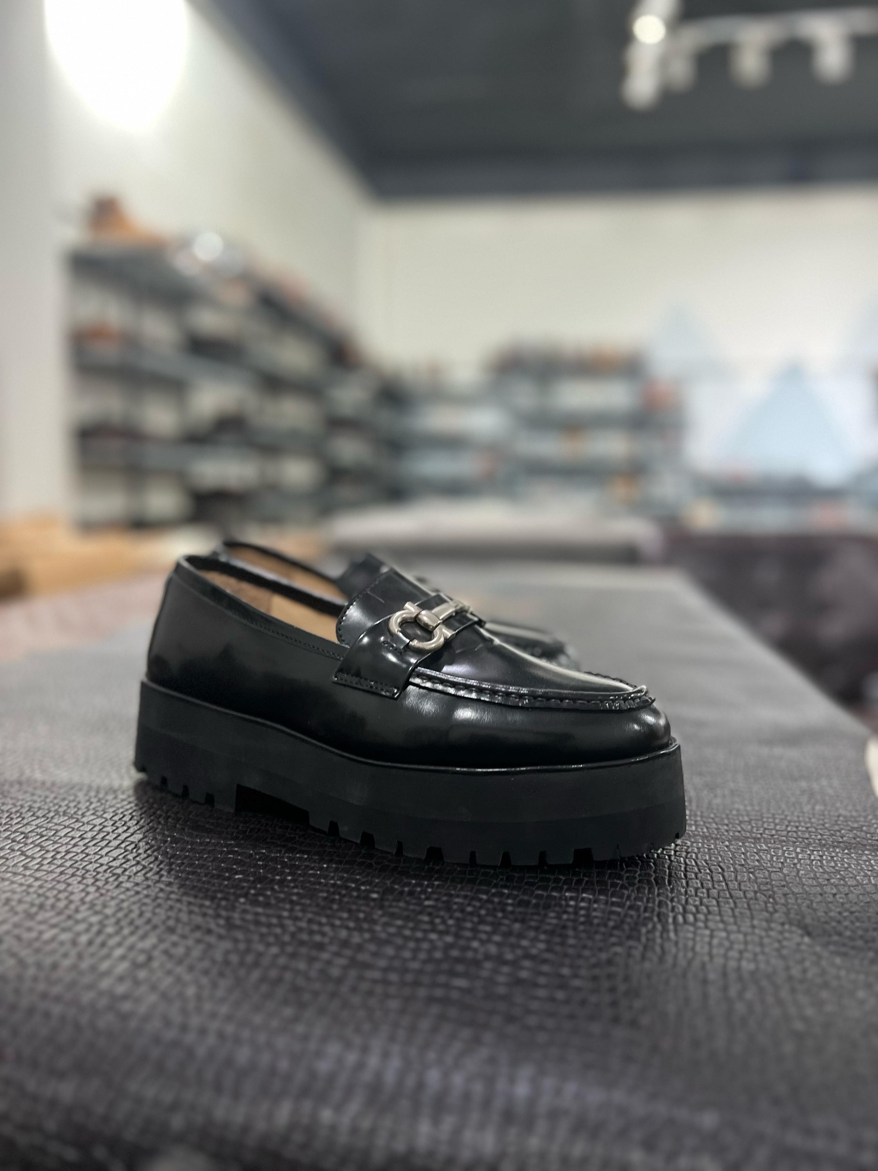 LP1350-Loafer