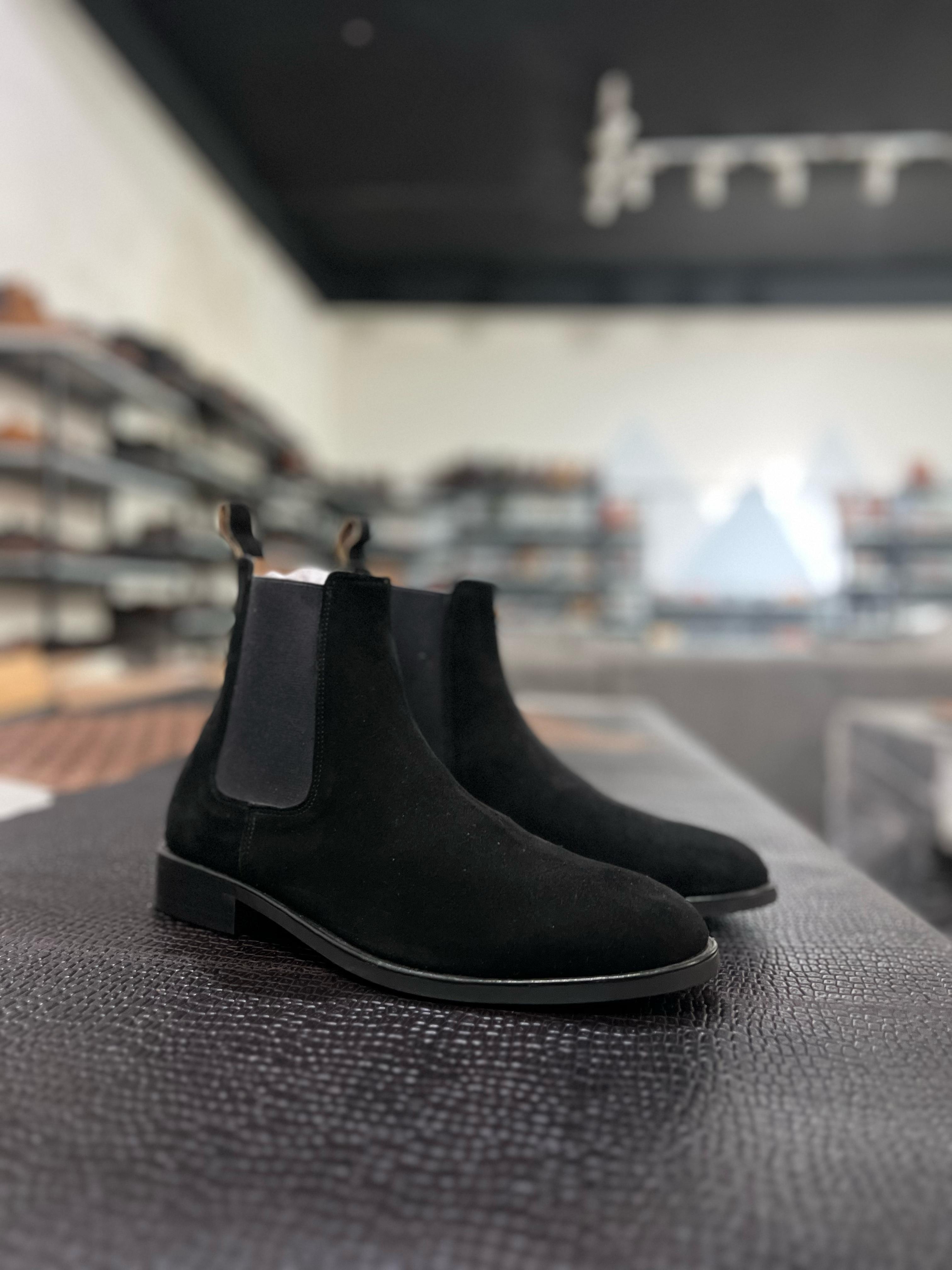 LP1047-Boots