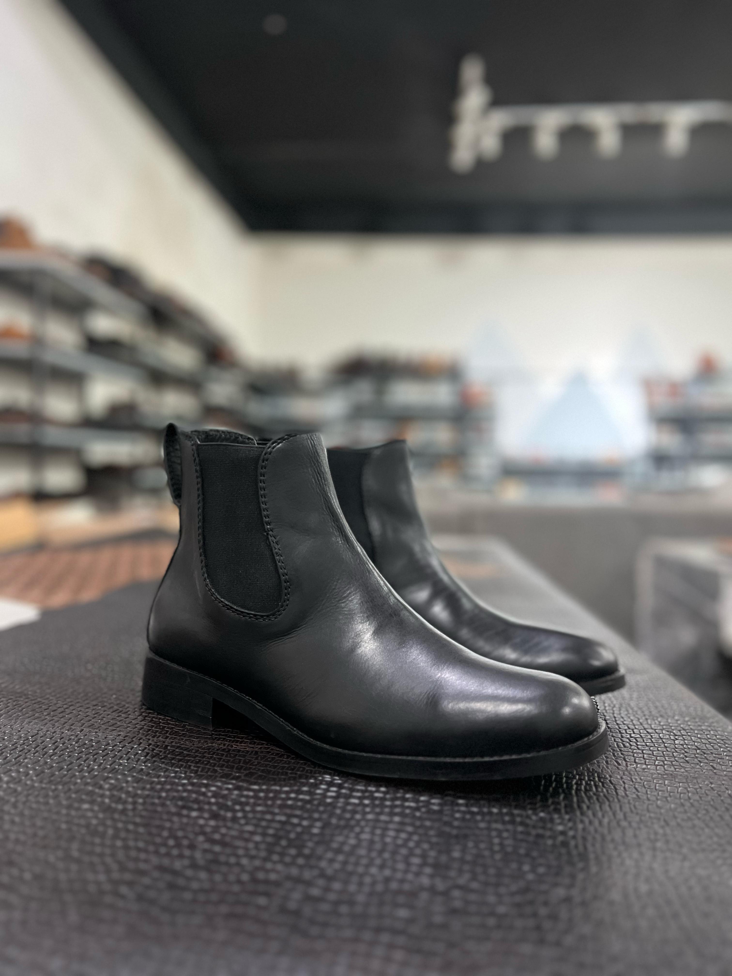 LP1049-Boots
