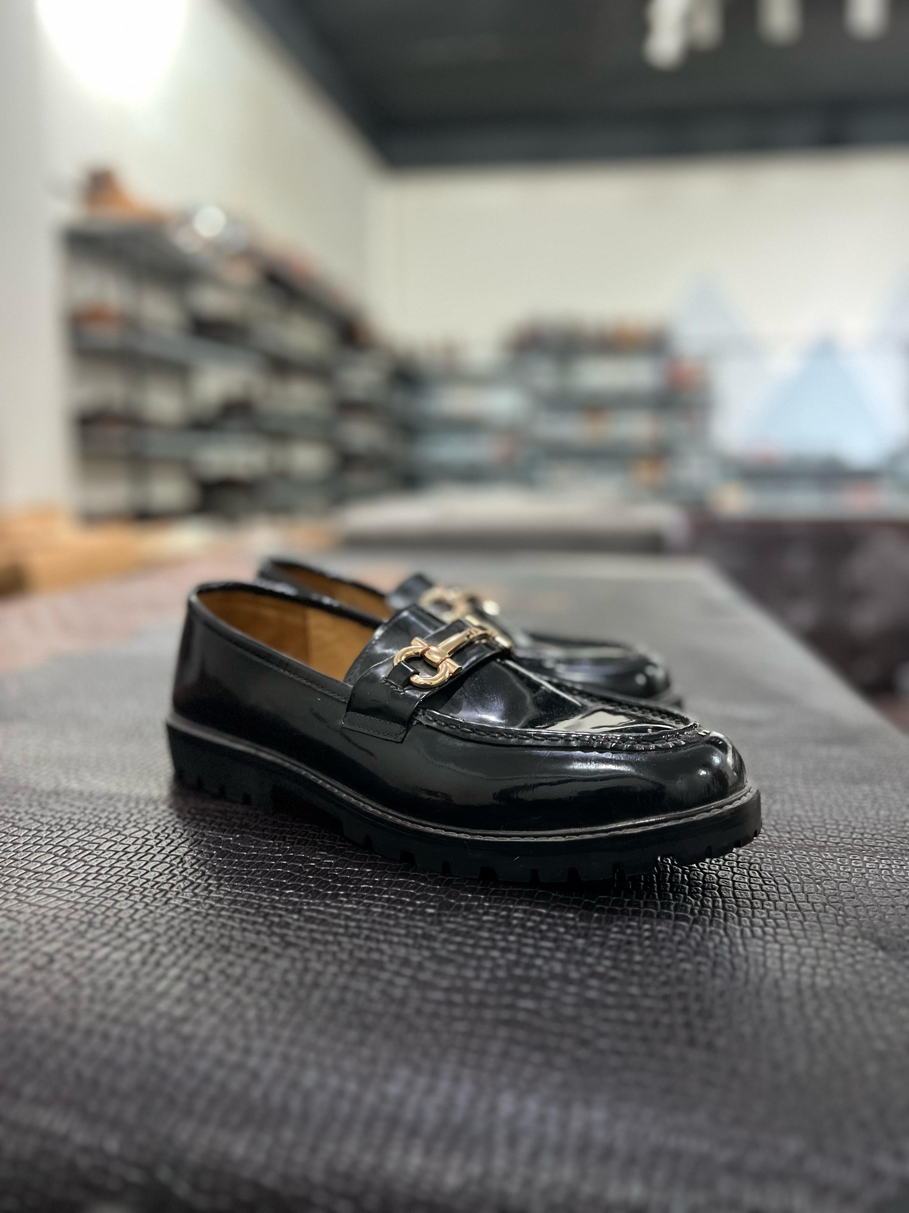 LP1308-Loafer