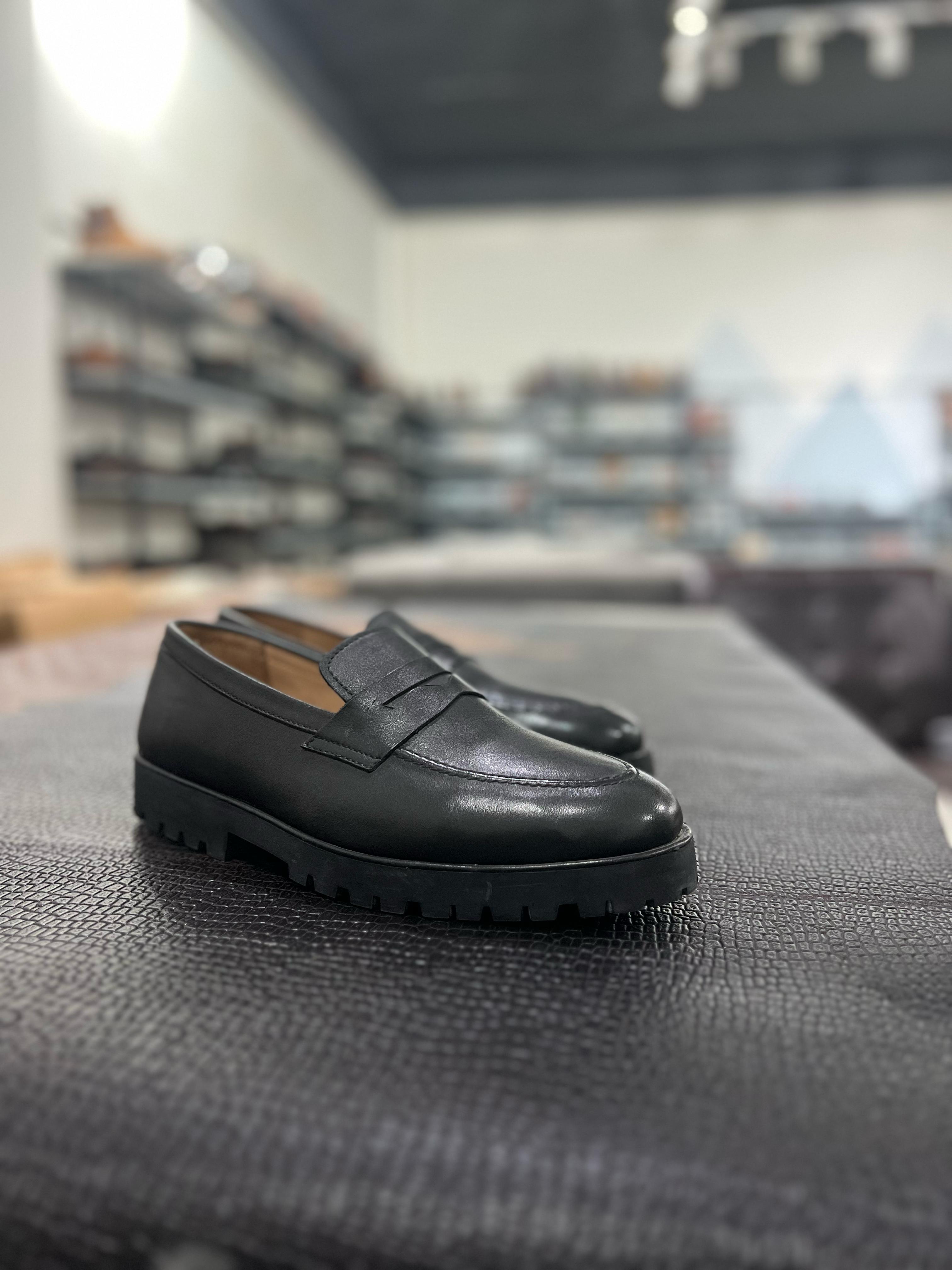 LP1337-Loafer