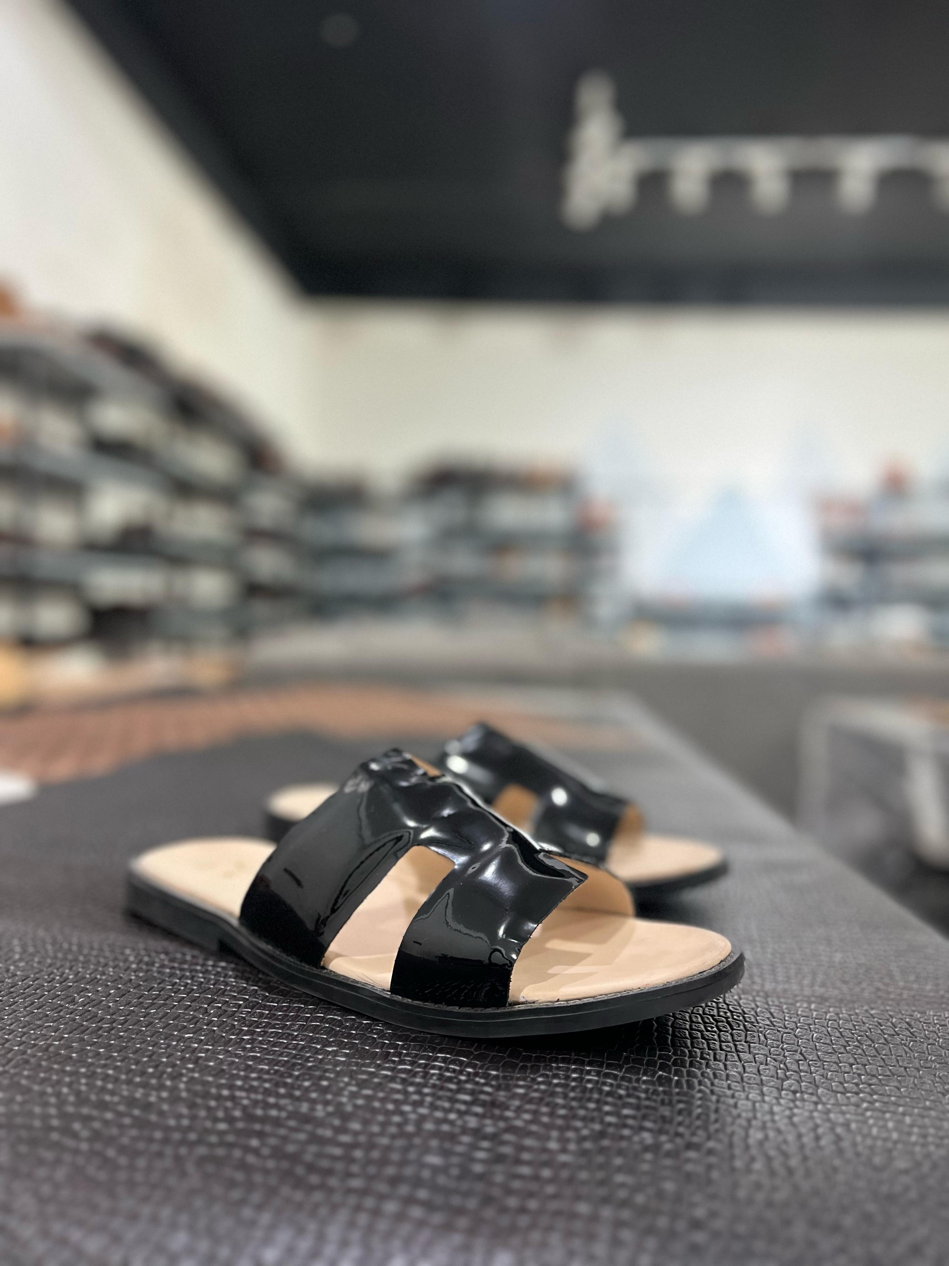 LP1151-Sandal