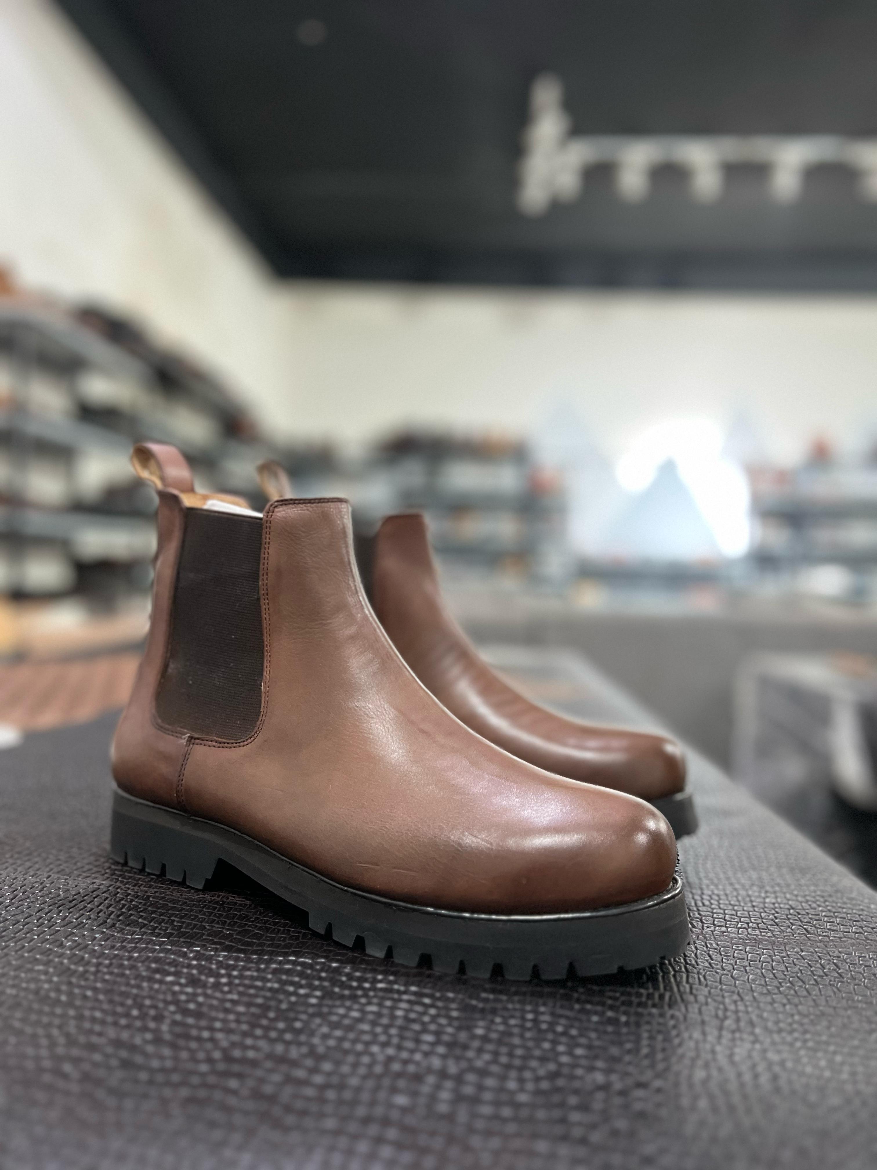 LP1053-Boots