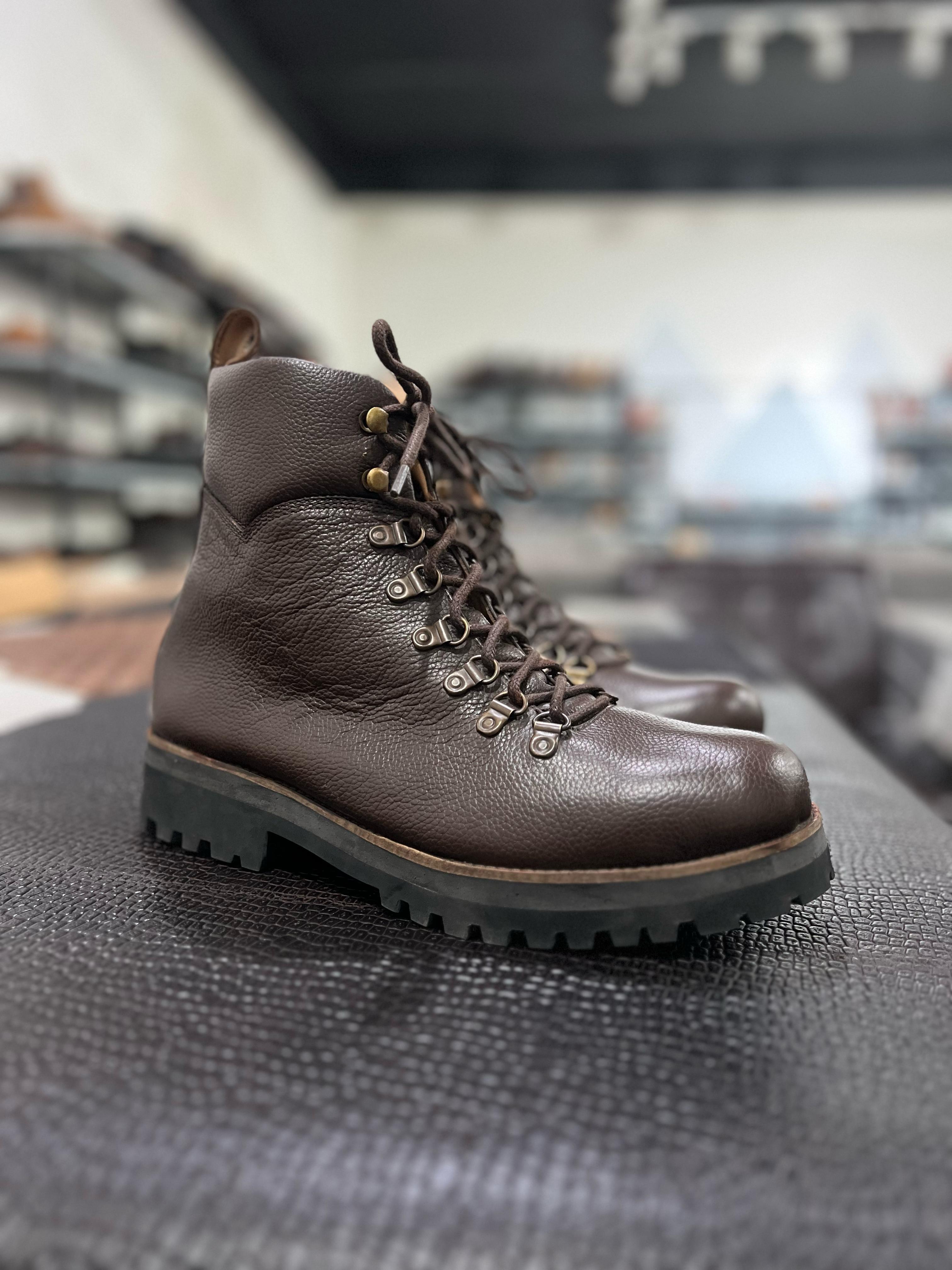 LP1205-Boots